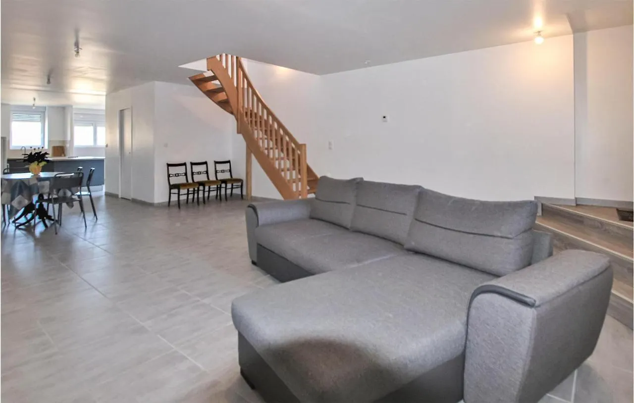 3 Bedroom Nice Home In Vanosc